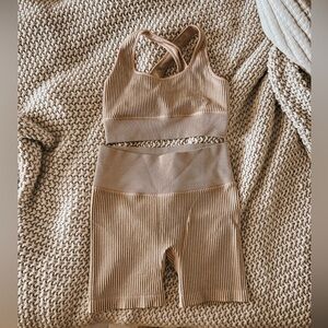 JoyLab Workout Gym Set - High waisted bike shorts and sports bra